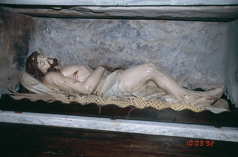 Statue (petite nature) : Christ mort