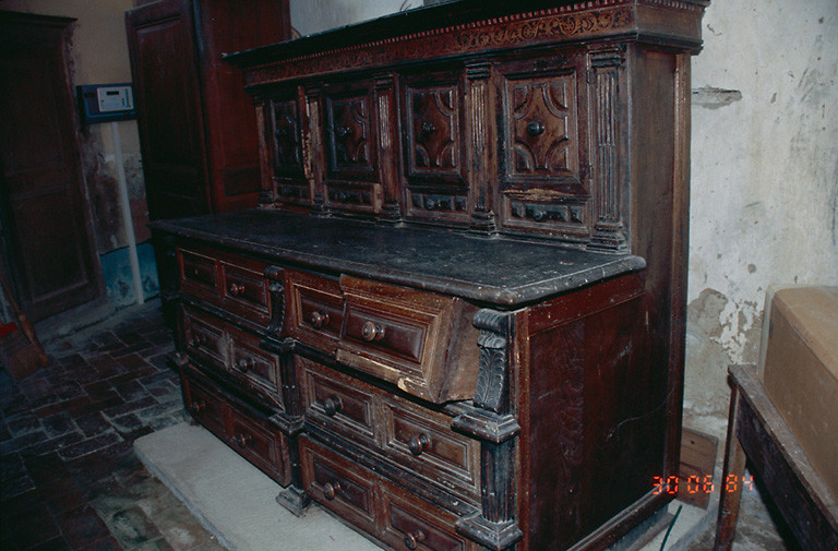 Meuble de sacristie