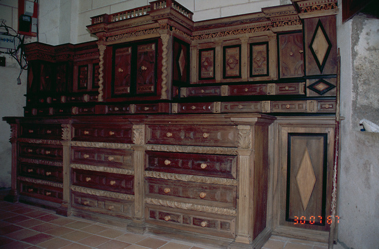 Meuble de sacristie