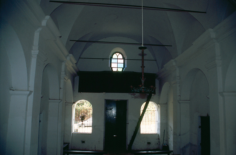 Nef vue prise du choeur.