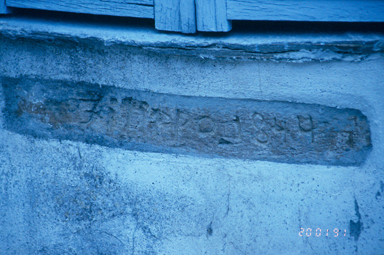 Inscription FILIPPO et date portée 1844.