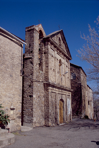 Vue d'ensemble de trois quarts gauche.