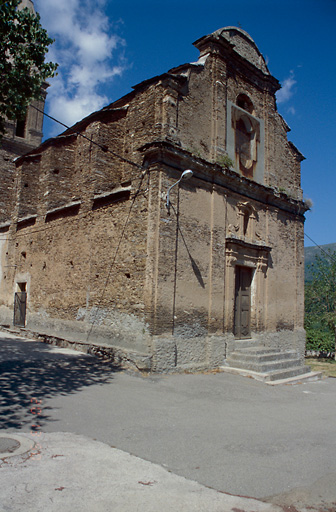 Vue d'ensemble de trois quarts gauche.