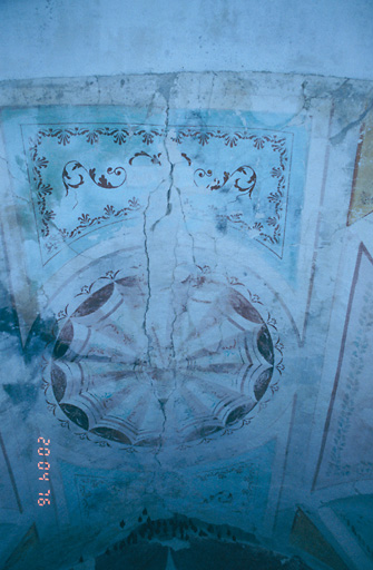 Décor peint ornant la voûte couvrant la nef No 2.