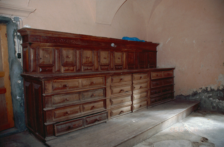 Meuble de sacristie