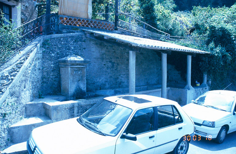 Fontaine, lavoir