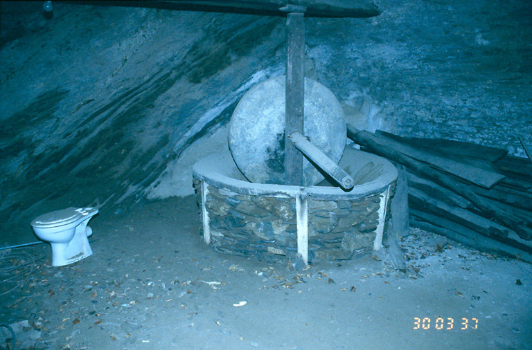 Moulin à huile à manège.