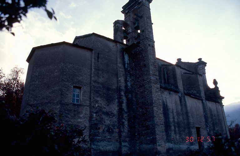 Elévation latérale et clocher.