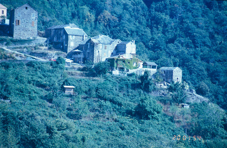 Vue de l'écart depuis le sud-est.