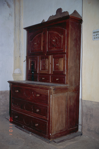 Meuble de sacristie