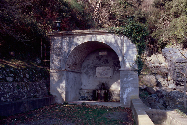 Fontaine Serpentina, abreuvoir