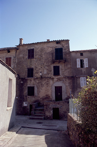 Maison, maison tour