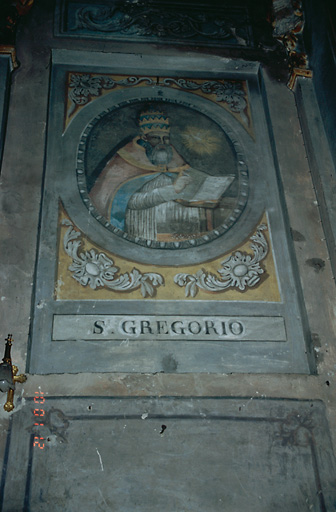 Vue d'ensemble du médaillon de la chapelle du Sacré-Coeur.