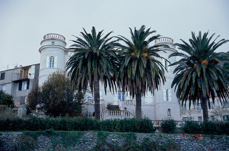 Elévation sur jardin.