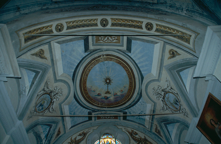 Peinture monumentale ornant la voûte couvrant le choeur.