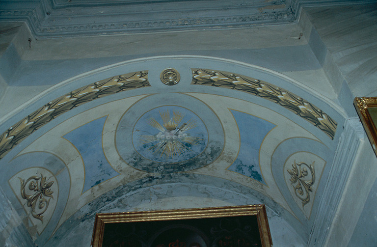 Peinture monumentale ornant la voûte de la chapelle de la confrérie du Rosaire.