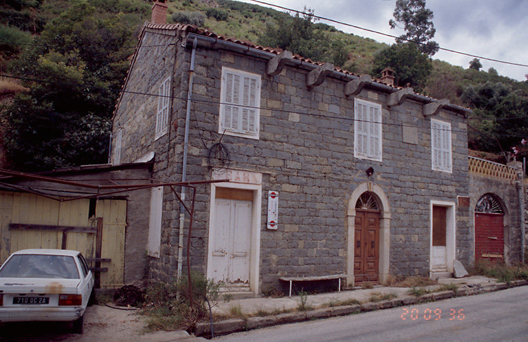 Elévation antérieure.