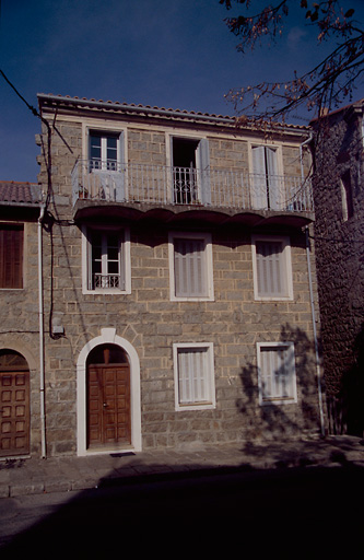 Elévation antérieure.