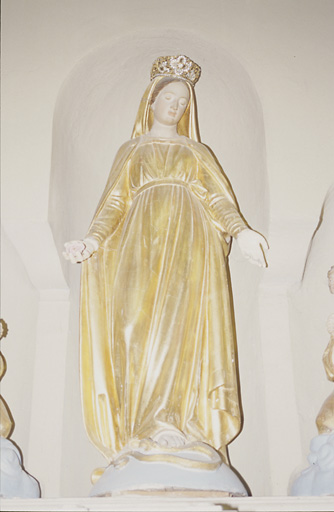 Groupe sculpté : Immaculée Conception entourée de deux anges adorateurs