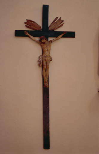 Statue : Christ en croix (No 1)