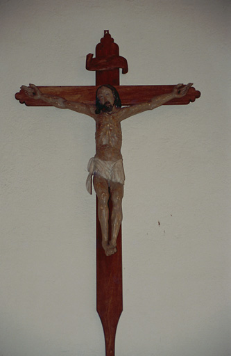 Statue : Christ en croix (No 2)