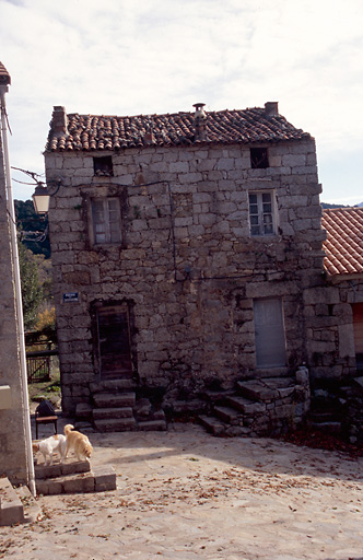 Elévation antérieure.