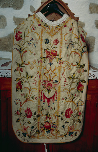 Chasuble (ornement blanc) (No 3)