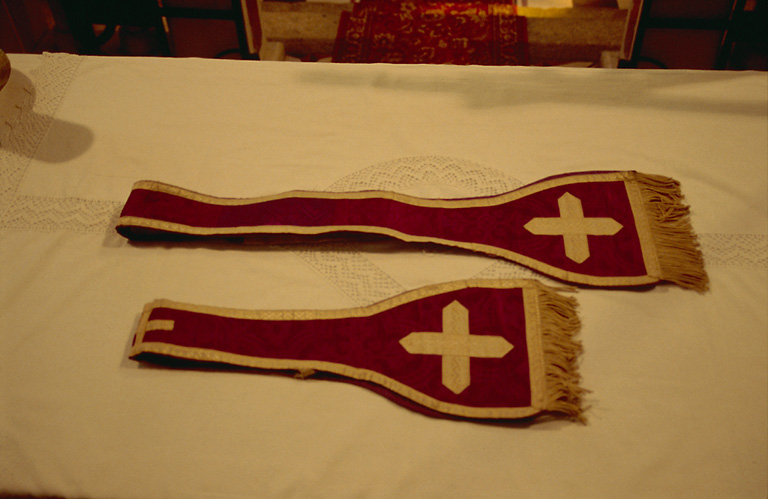 Étole, manipule de l'ornement rouge No 2