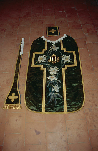 Chasuble, étole, bourse de corporal de l'ornement vert
