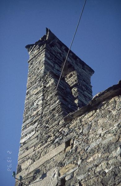 Vue d'ensemble du campanile.