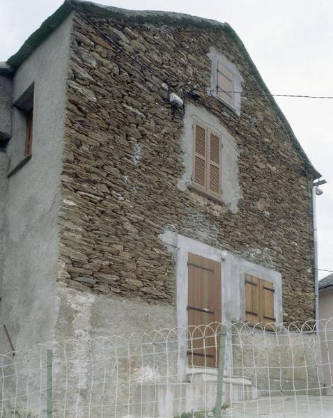 Mur pignon.