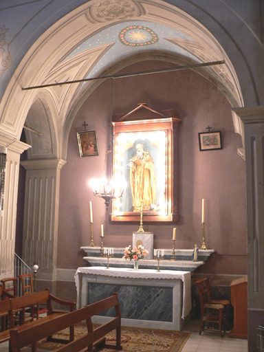 Vue d'ensemble de la chapelle latérale de saint Antoine abbé.