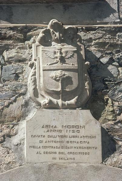 Vue d'ensemble des armoiries de la famille Moroni.