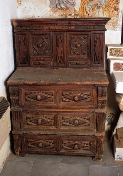 Meuble de sacristie