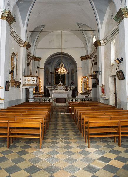 Nef et choeur.