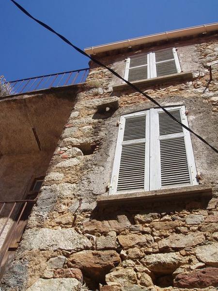 Détail No 1 de l'élévation antérieure.