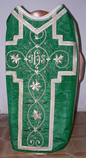 Chasuble (ornement vert)