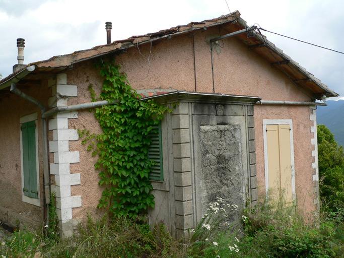 Elévation latérale.