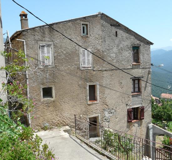 Elévations latérales.