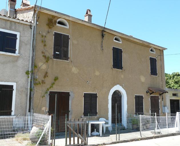 Elévation antérieure.