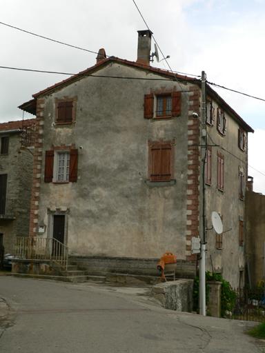 Elévation antérieure.