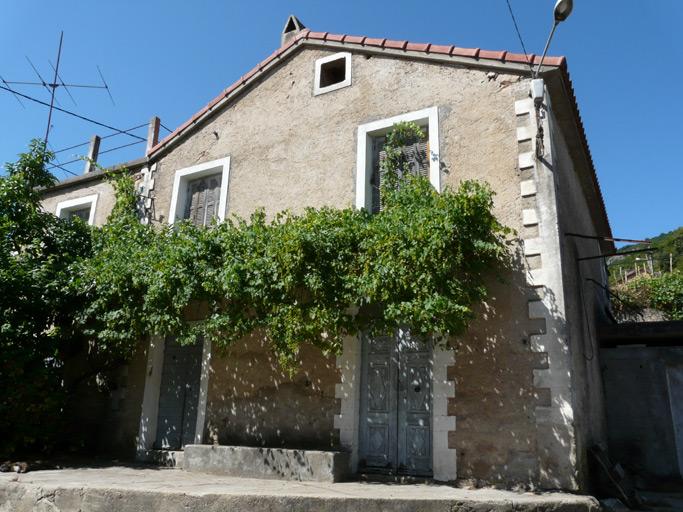 Elévation antérieure.