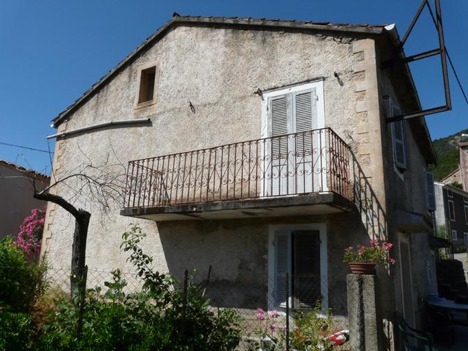 Elévation latérale.