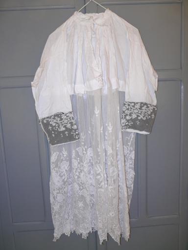 Vue d'ensemble du surplis No 1.