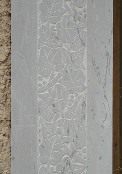Détail de l'encadrement.