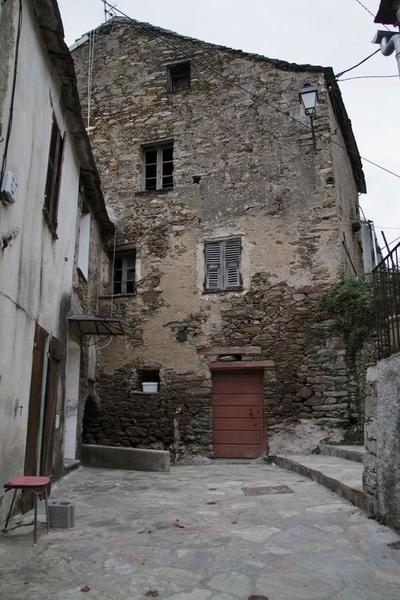 Mur pignon.