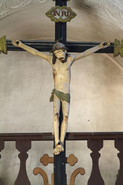 Statue (demi-nature) : Christ en croix