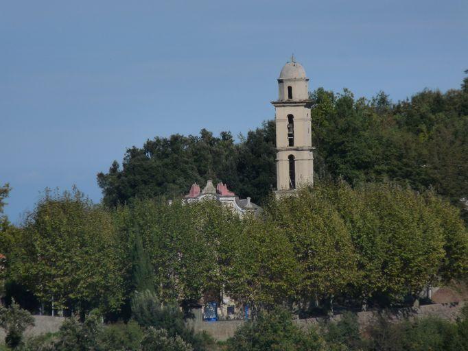 Vue partielle, éloignée.