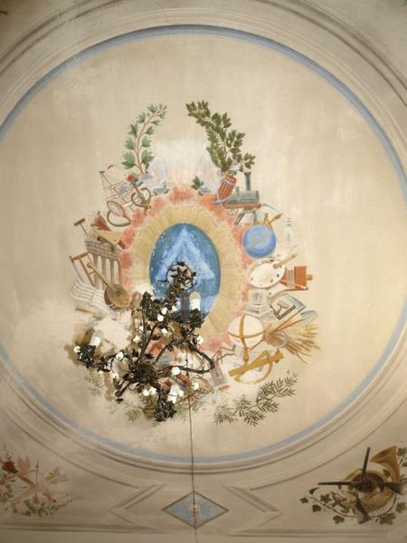 Vue d'ensemble d'un médaillon.