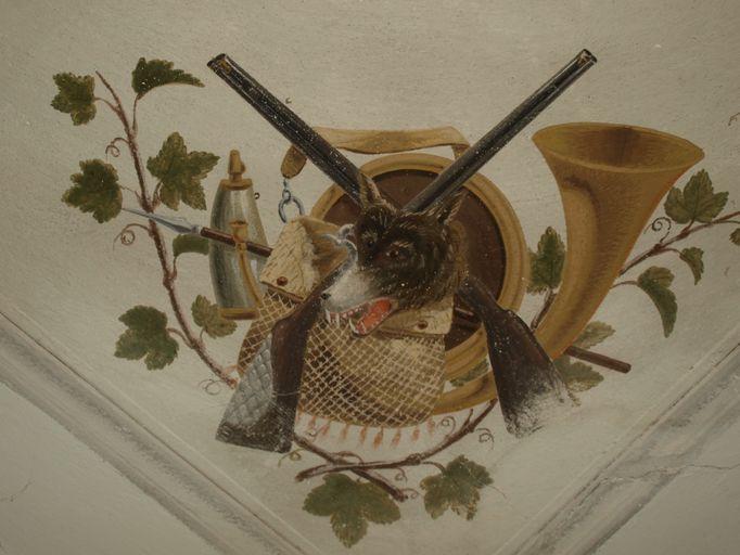 Trophée symbolisant la chasse.